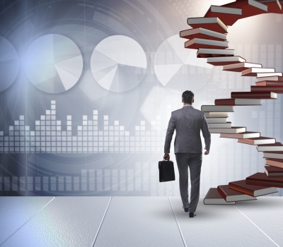Shaping Tomorrow: The Future of Online MBA Education and Its Transformative Role in Career Change